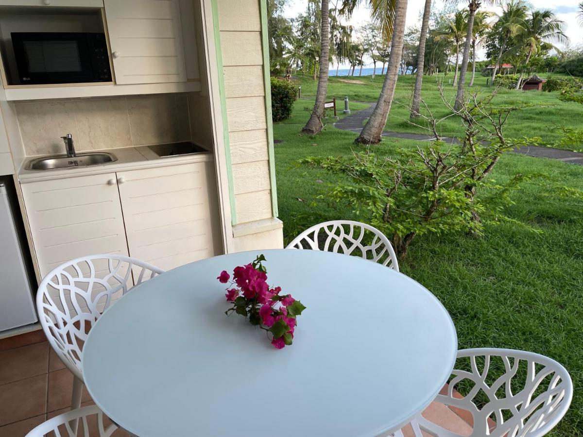 Sur La Plage, Village Vacances Sainte-Anne Sainte-Anne (Grande-Terre) Exterior foto