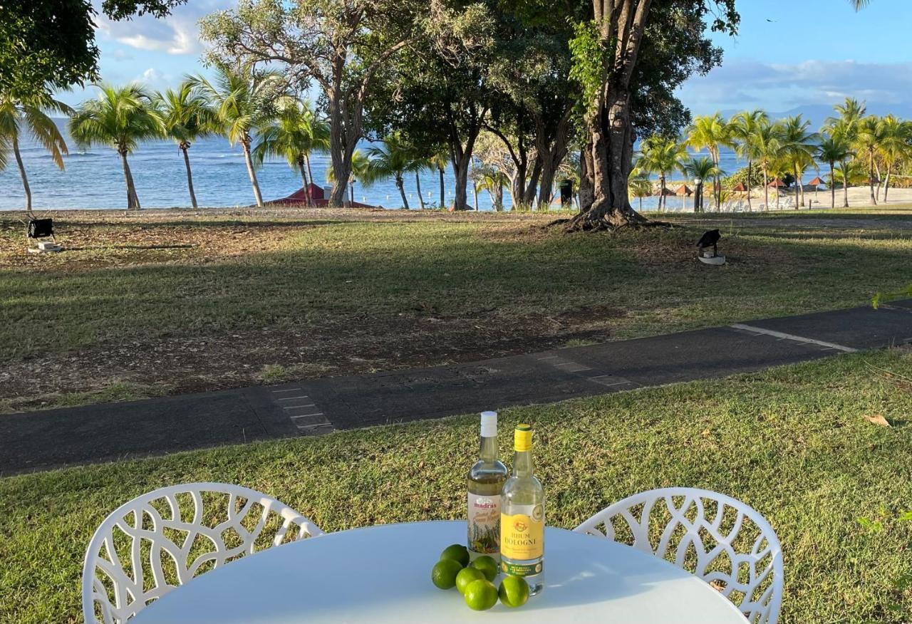 Sur La Plage, Village Vacances Sainte-Anne Sainte-Anne (Grande-Terre) Exterior foto